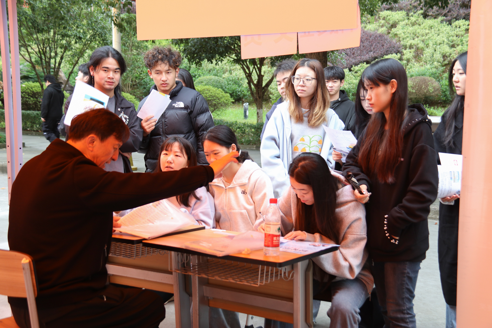 1761210797376060542.jpg 1761210797376060542.jpg