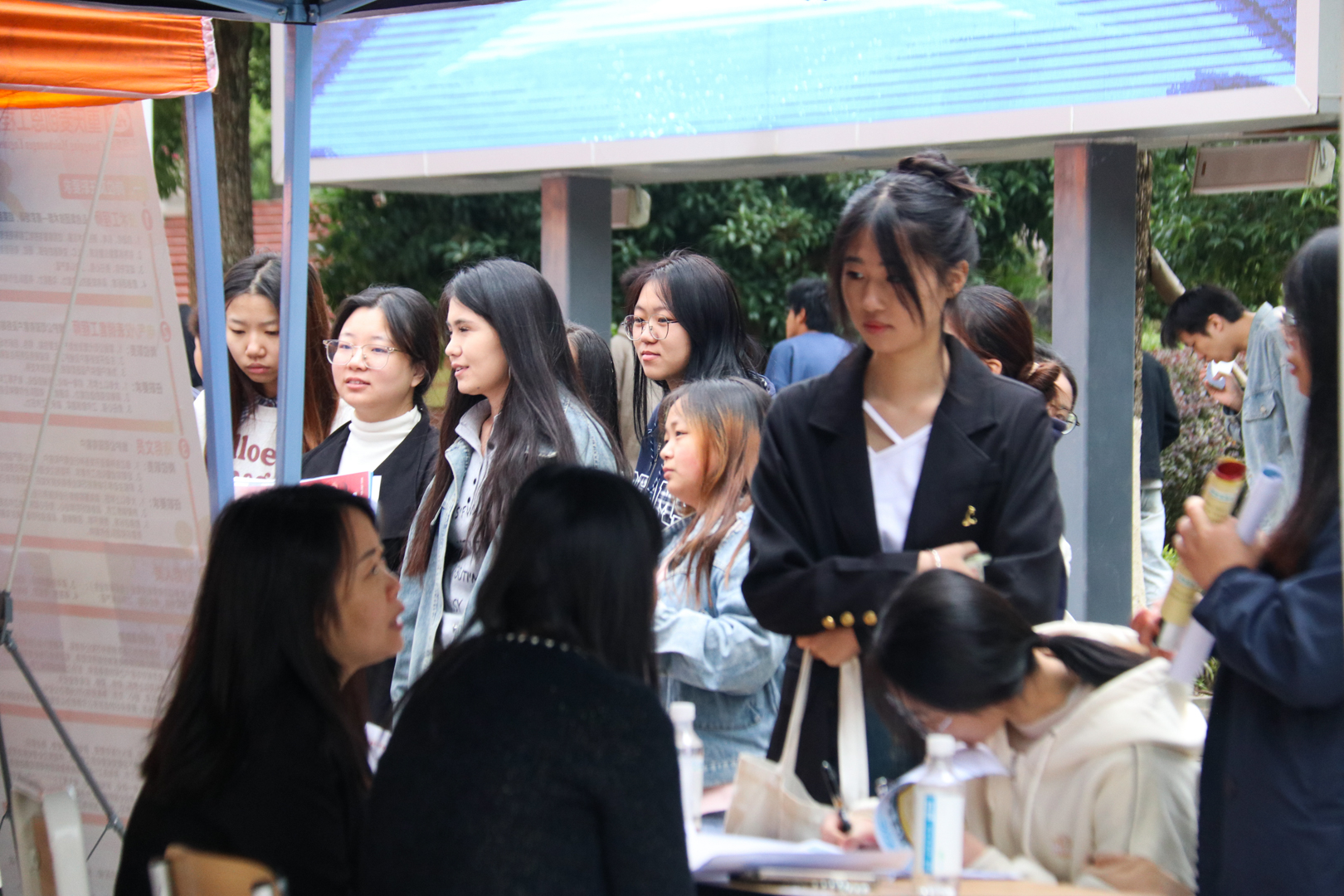 1761210843821013827.jpg 1761210843821013827.jpg